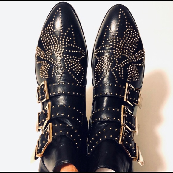 Black Leather Boots Stud Design - Picture 4 of 7